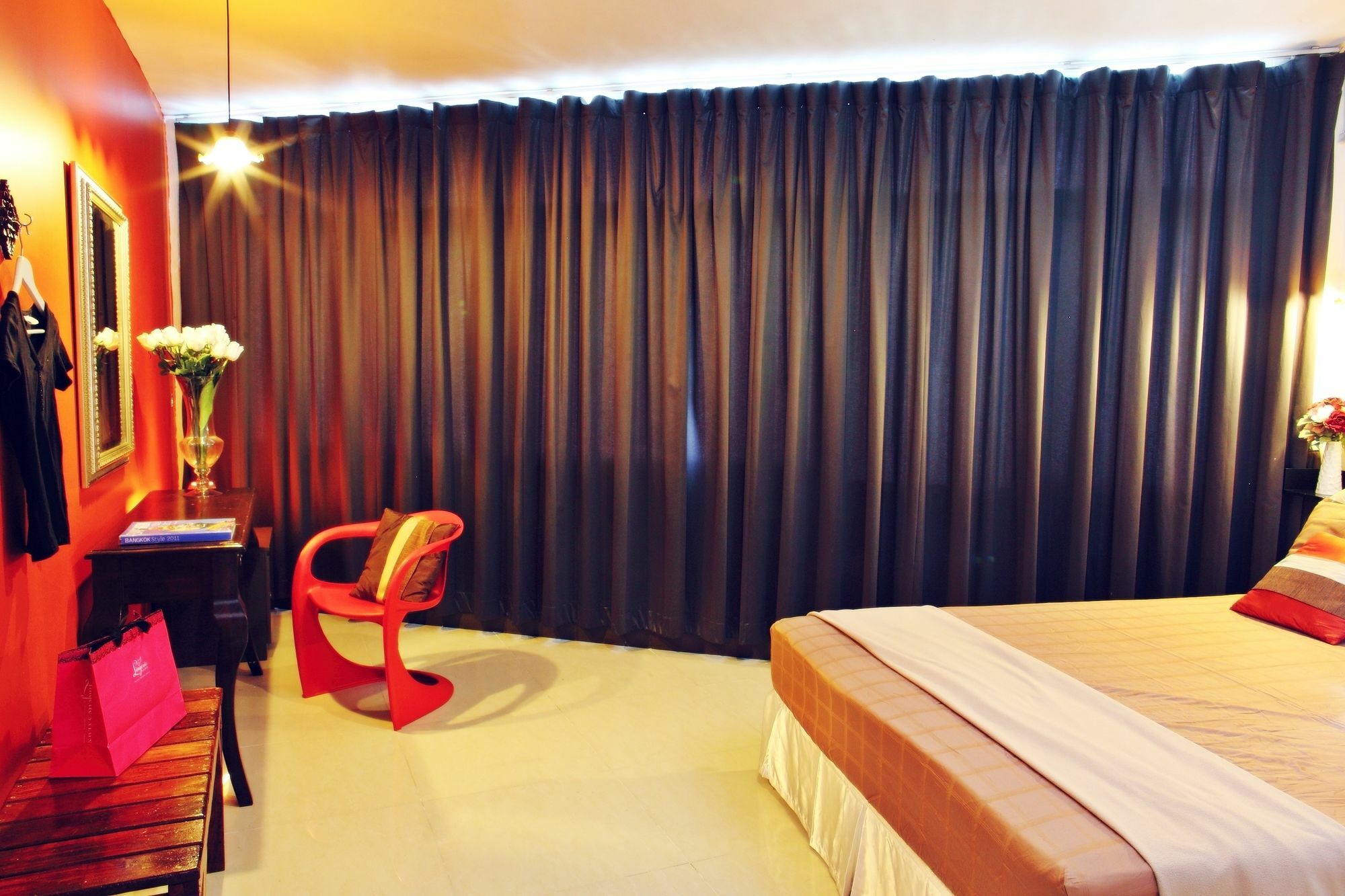 Link Corner Hostel Bangkok Esterno foto
